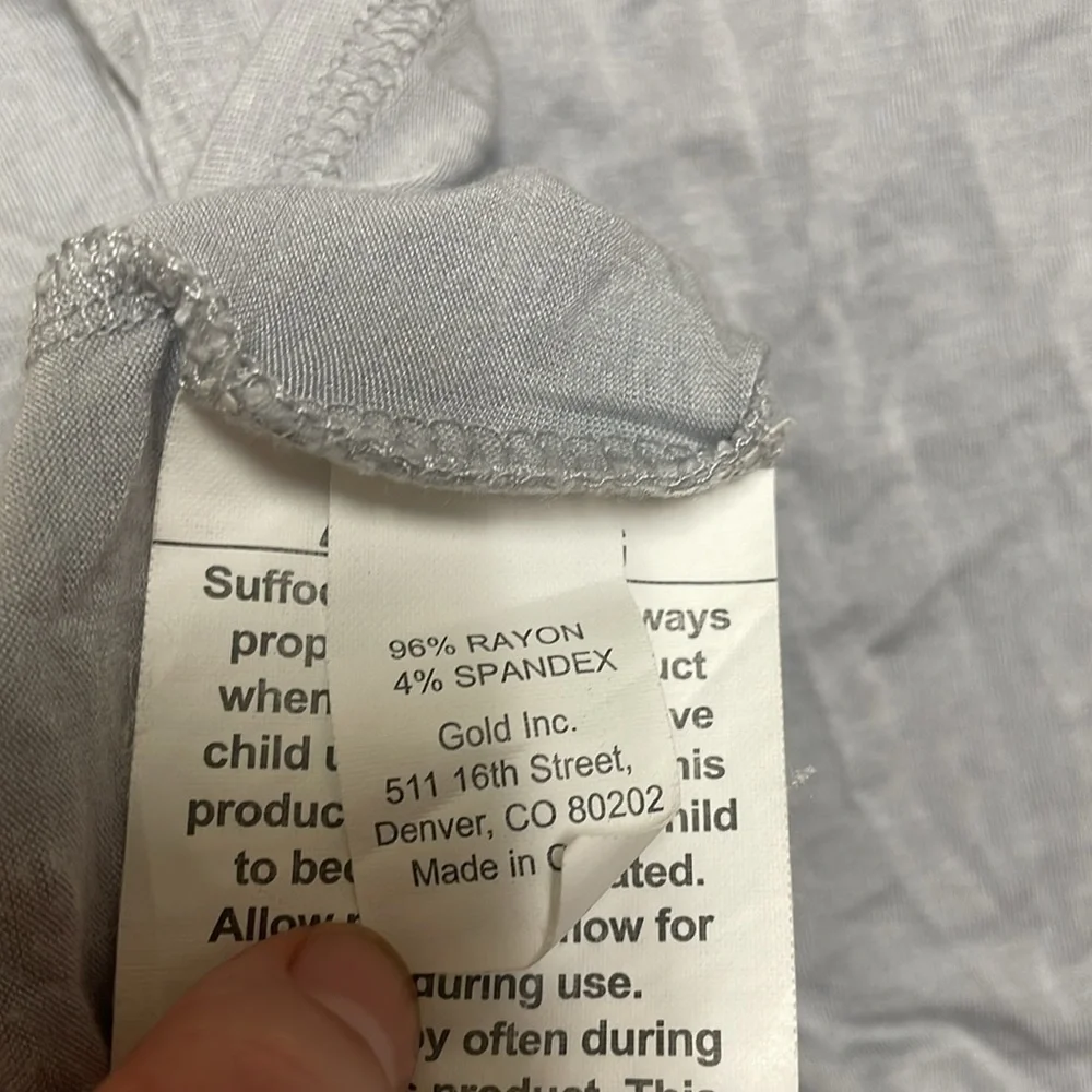 Goldbug on the go 4-in-1 Nursing Scarf - Gray